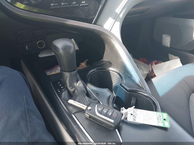 4T1B11HK2KU811064 Toyota CAMRY LE