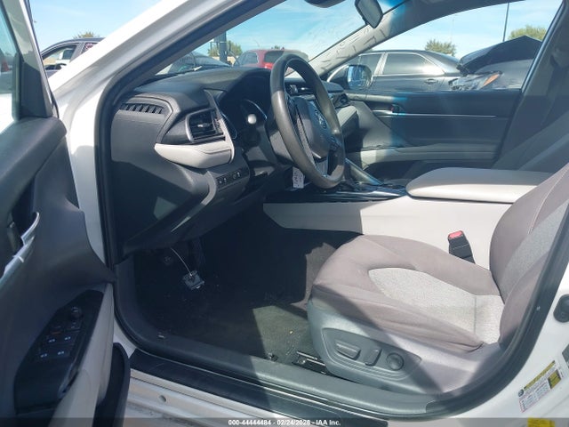 4T1B11HK2KU811064 Toyota CAMRY LE