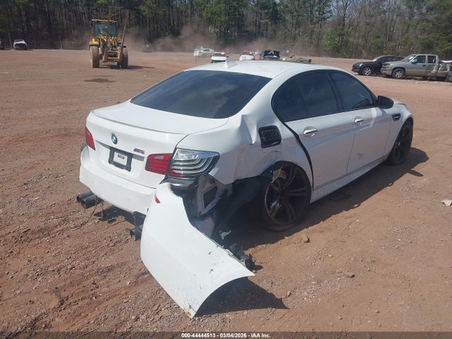 2016 BMW M5 WBSFV9C50GD595631 Photo 3