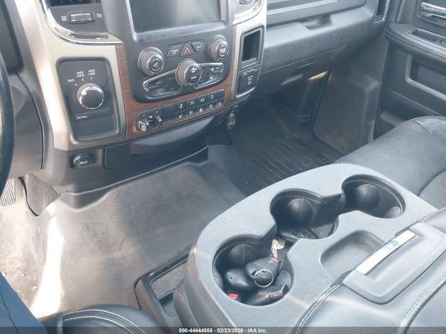 2015 RAM 2500 3C6UR5FL5FG691897 Photo 10