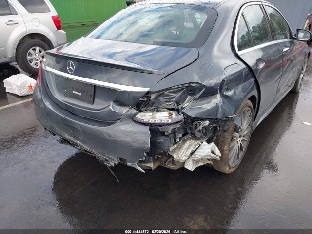 44444572 :رقم المزاد ، 55SWF4JB0GU131150 vin ، 2016 Mercedes-benz C 300 Sport مزاد بيع