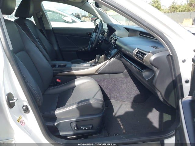 Продажа на аукционе авто 2014 Lexus Is 250, vin: JTHBF1D2XE5015736, номер лота: 44444582