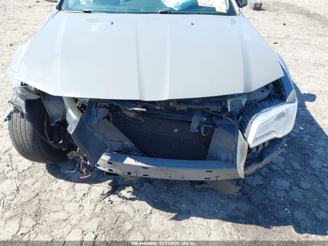 2018 Chrysler 300 Touring მანქანა იყიდება აუქციონზე, vin: 2C3CCAAG3JH320369, აუქციონის ნომერი: 44444689