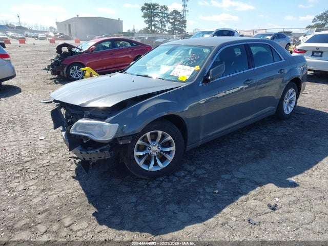 2018 Chrysler 300 Touring მანქანა იყიდება აუქციონზე, vin: 2C3CCAAG3JH320369, აუქციონის ნომერი: 44444689