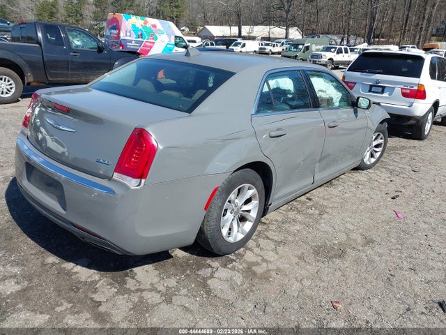2018 Chrysler 300 Touring მანქანა იყიდება აუქციონზე, vin: 2C3CCAAG3JH320369, აუქციონის ნომერი: 44444689