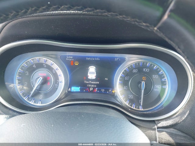 2018 Chrysler 300 Touring მანქანა იყიდება აუქციონზე, vin: 2C3CCAAG3JH320369, აუქციონის ნომერი: 44444689