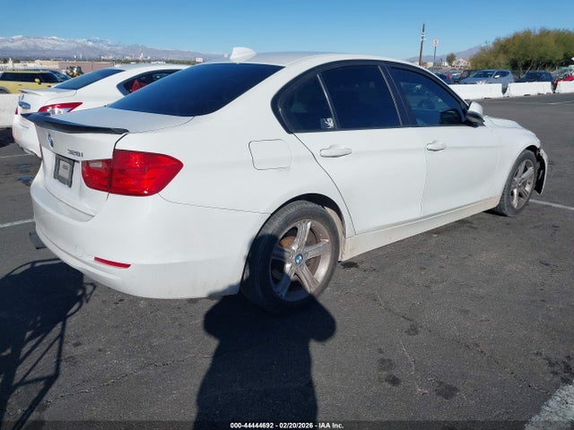 Продажа на аукционе авто 2012 Bmw 328i, vin: WBA3C1C54CA696682, номер лота: 44444692