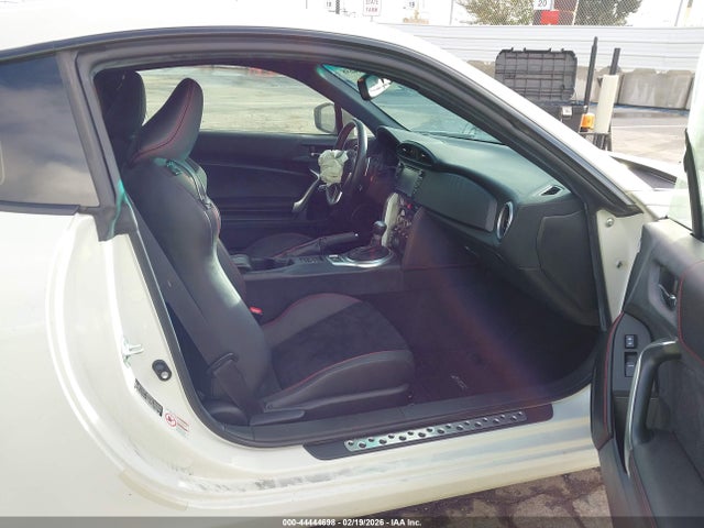 2016 SUBARU BRZ JF1ZCAC15G8602337 Photo 4