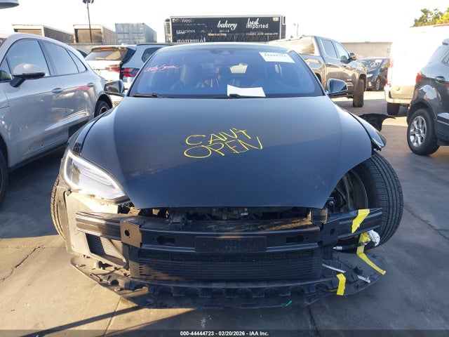 Tesla Model S 60d/70d/75d/85d/90d 2016 5YJSA1E23GF139265 Image 13