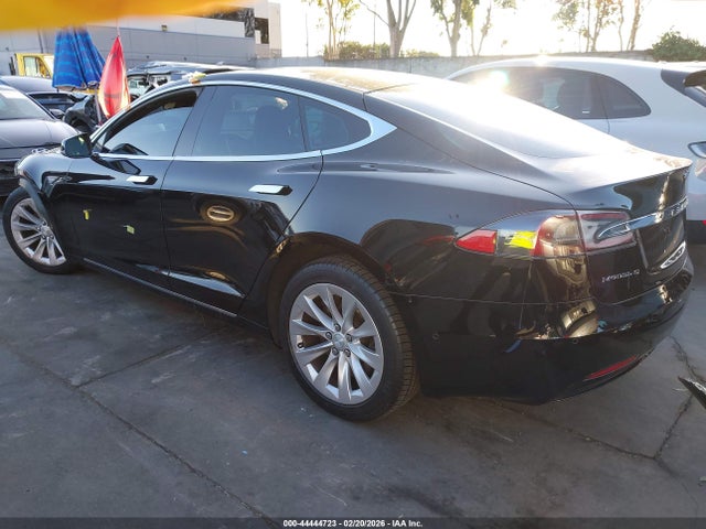 Tesla Model S 60d/70d/75d/85d/90d 2016 5YJSA1E23GF139265 Image 3