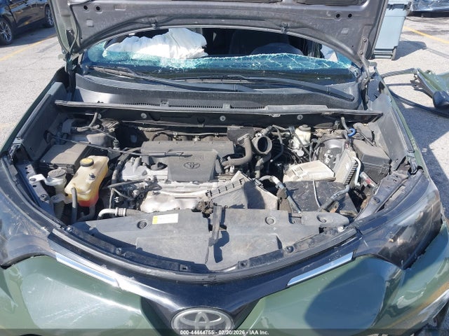 Toyota RAV4 LE 2017 2T3ZFREV1HW334365 Image 10