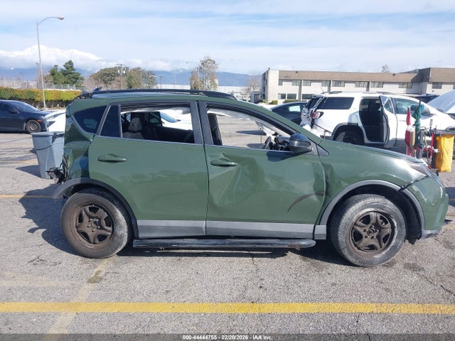 Toyota RAV4 LE 2017 2T3ZFREV1HW334365 Image 14