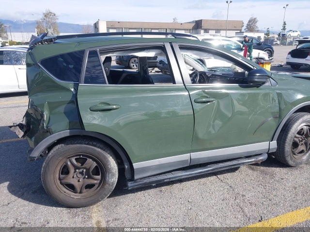 Toyota RAV4 LE 2017 2T3ZFREV1HW334365 Image 19