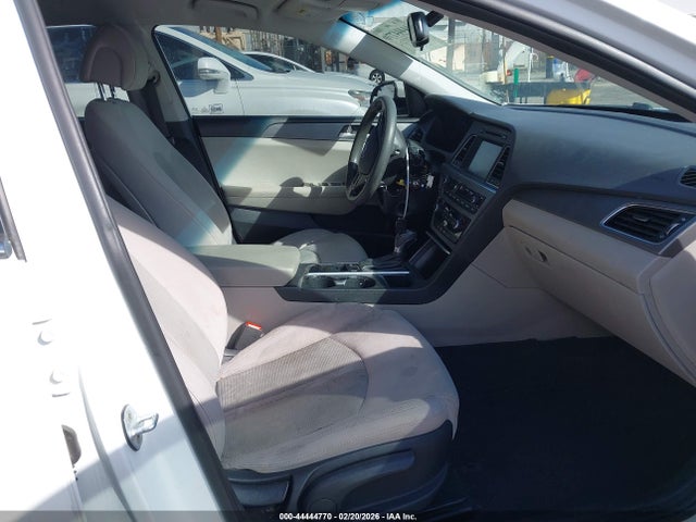 5NPE24AFXGH361372 Hyundai SONATA SE