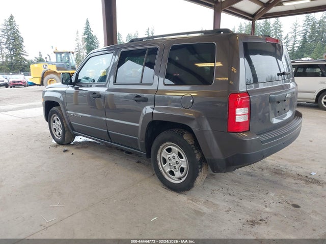 1C4NJPBA3GD715780 Jeep Patriot Sport