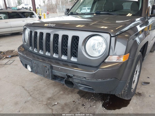 1C4NJPBA3GD715780 Jeep Patriot Sport