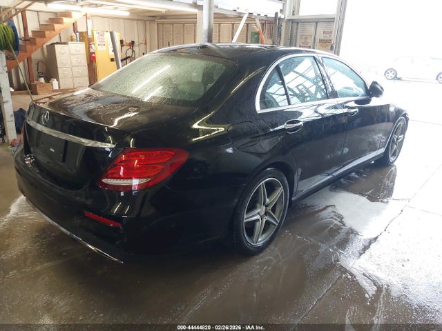 44444820 :رقم المزاد ، WDDZF4JB8HA179090 vin ، 2017 Mercedes-benz E 300 مزاد بيع