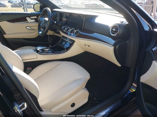 44444820 :رقم المزاد ، WDDZF4JB8HA179090 vin ، 2017 Mercedes-benz E 300 مزاد بيع