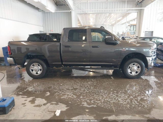 44444836 :رقم المزاد ، 3C63R5CL0TG192873 vin ، 2026 Ram 2500 Tradesman  4x4 6'4 Box مزاد بيع