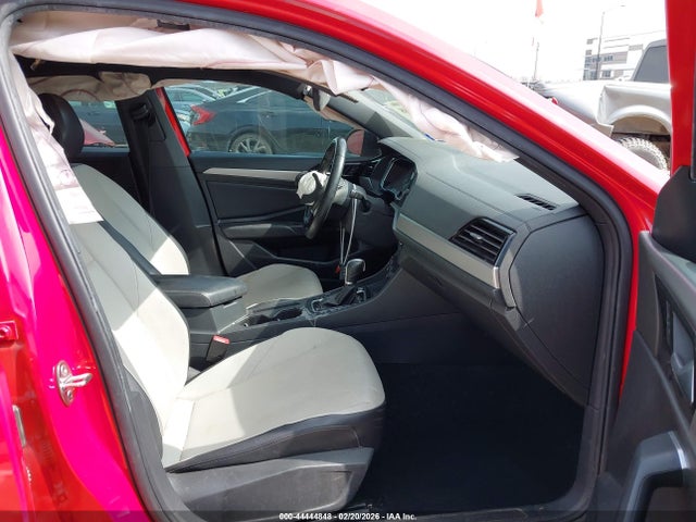 44444848 :رقم المزاد ، 3VWCB7BU9KM142277 vin ، 2019 Volkswagen Jetta 1.4t R-line/1.4t S/1.4t Se مزاد بيع
