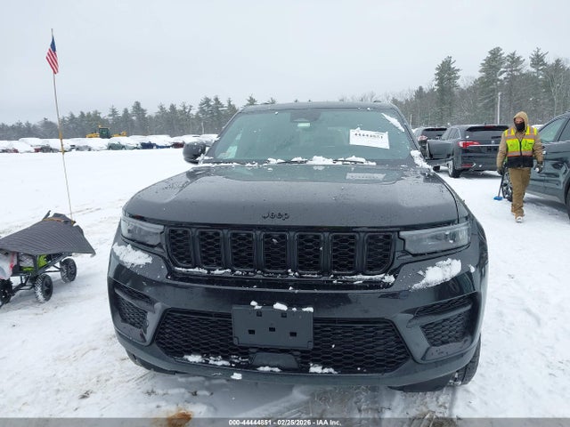 1C4RJHAG8SC370290 Jeep Grand Cherokee Altitude X 4x4