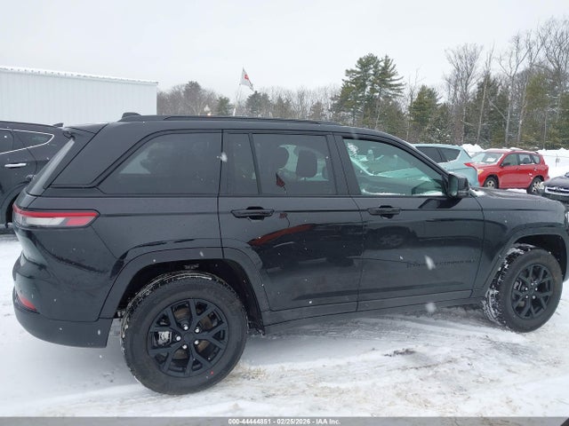 1C4RJHAG8SC370290 Jeep Grand Cherokee Altitude X 4x4