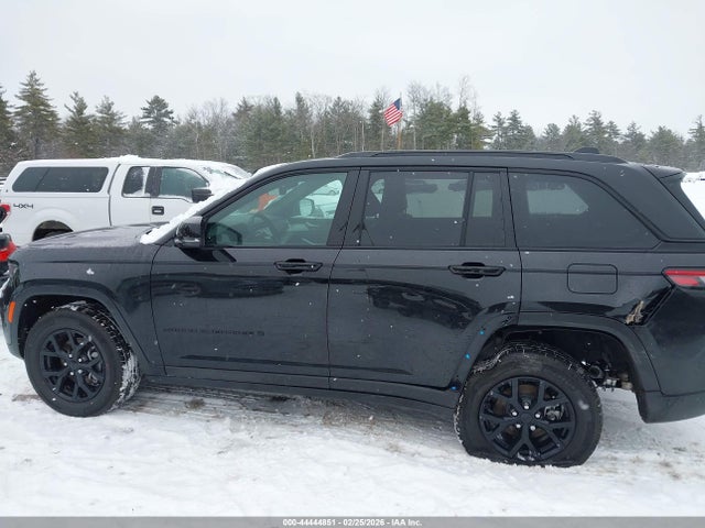1C4RJHAG8SC370290 Jeep Grand Cherokee Altitude X 4x4