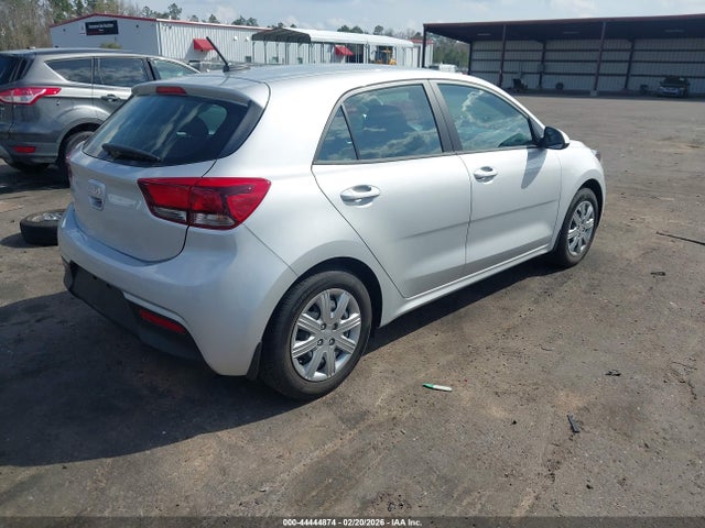 2023 KIA RIO 5-DOOR 3KPA25AD7PE560693 Photo 3