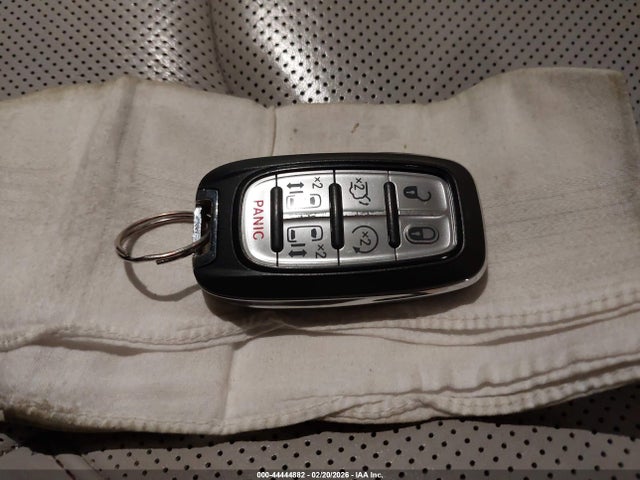 Aukcja sprzedaży 2017 Chrysler Pacifica Limited, vin: 2C4RC1GG7HR751797, numer aukcji: 44444882
