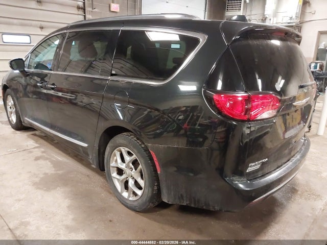 Aukcja sprzedaży 2017 Chrysler Pacifica Limited, vin: 2C4RC1GG7HR751797, numer aukcji: 44444882