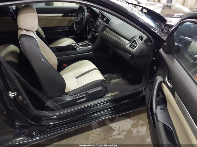2HGFC4A52JH302018 Honda Civic Lx
