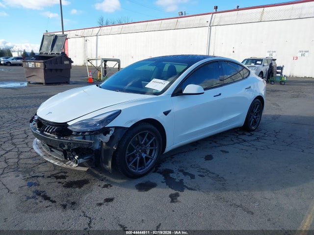 2021 Tesla Model 3 Standard Range Plus Rear-wheel Drive მანქანა იყიდება აუქციონზე, vin: 5YJ3E1EA5MF930442, აუქციონის ნომერი: 44444911