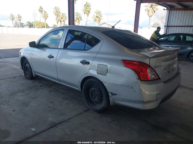 3N1CN7AP5FL934687 Nissan Versa 1.6 S+