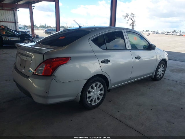 3N1CN7AP5FL934687 Nissan Versa 1.6 S+