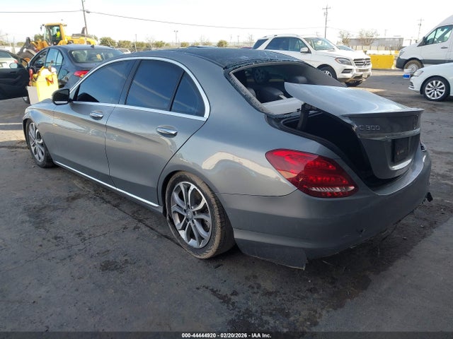 Продажа на аукционе авто 2015 Mercedes-benz C 300, vin: 55SWF4JB1FU071197, номер лота: 44444920