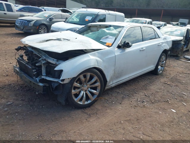 Продажа на аукционе авто 2018 Chrysler 300 Touring, vin: 2C3CCAAG4JH190831, номер лота: 44444921