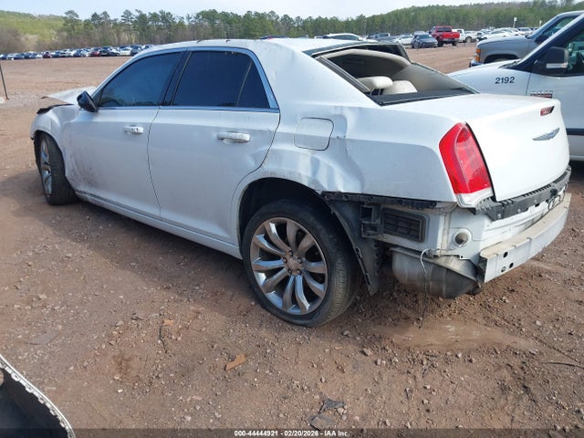 Продажа на аукционе авто 2018 Chrysler 300 Touring, vin: 2C3CCAAG4JH190831, номер лота: 44444921