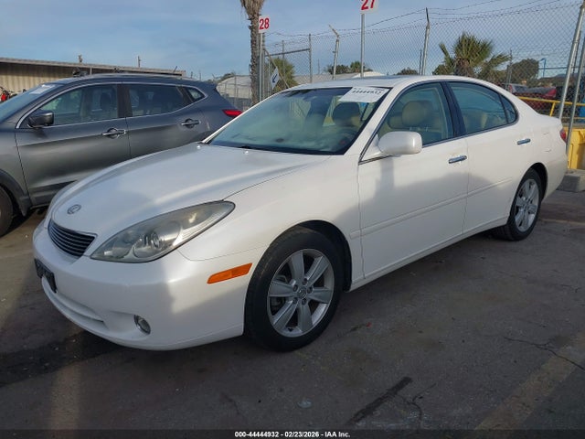 2005 LEXUS ES 330 JTHBA30G055059482 Photo 1
