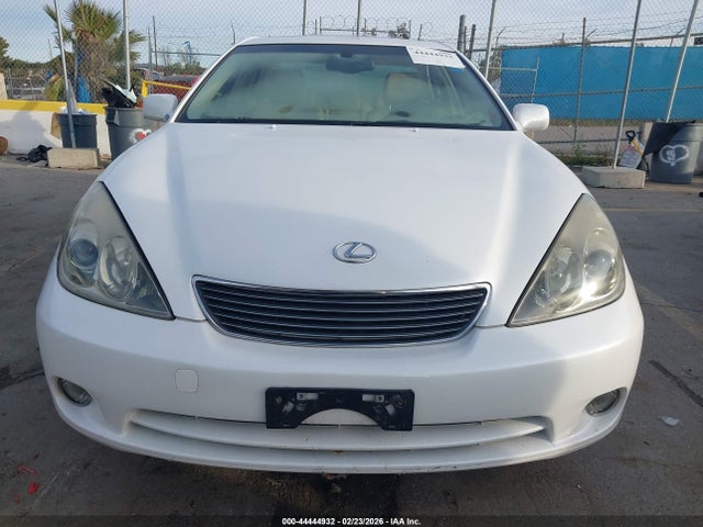 2005 LEXUS ES 330 JTHBA30G055059482 Photo 5
