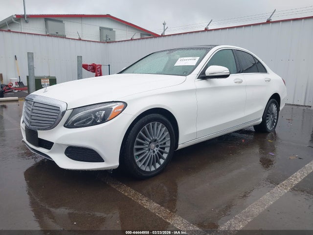 Aukcja sprzedaży 2015 Mercedes-benz C 300 Luxury 4matic, vin: 55SWF4KB5FU009042, numer aukcji: 44444958
