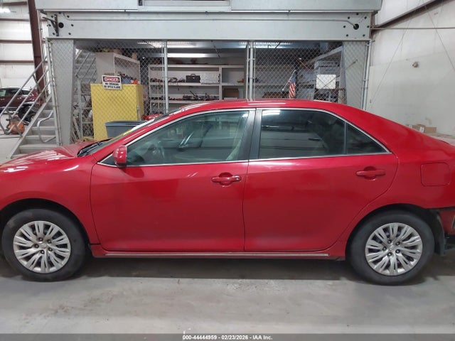 4T4BF1FK2ER428661 Toyota CAMRY LE