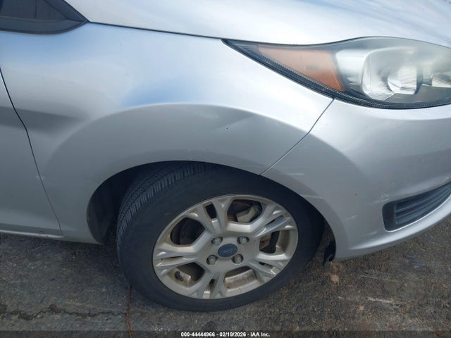 Ford FIESTA SE 2016 3FADP4BJ1GM193329 Image 12