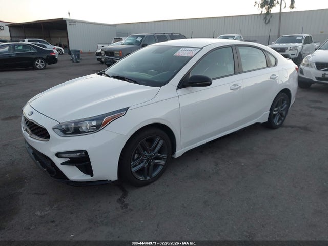 2021 Kia Forte Gt-line მანქანა იყიდება აუქციონზე, vin: 3KPF34AD0ME286763, აუქციონის ნომერი: 44444971