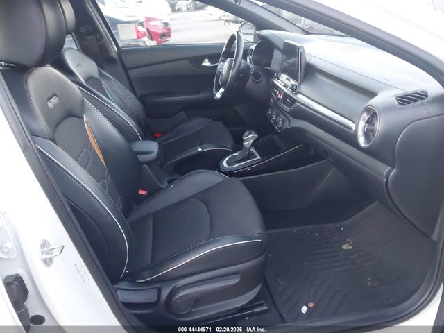 2021 Kia Forte Gt-line მანქანა იყიდება აუქციონზე, vin: 3KPF34AD0ME286763, აუქციონის ნომერი: 44444971