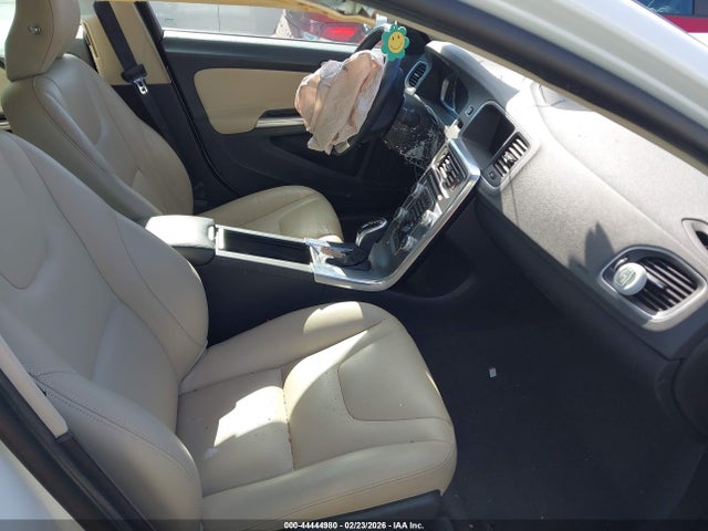 2017 VOLVO S60 INSCRIPTION LYV402HK9HB126567 Photo 4