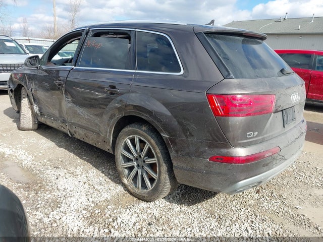 2018 AUDI Q7 WA1VAAF71JD007976 Photo 2