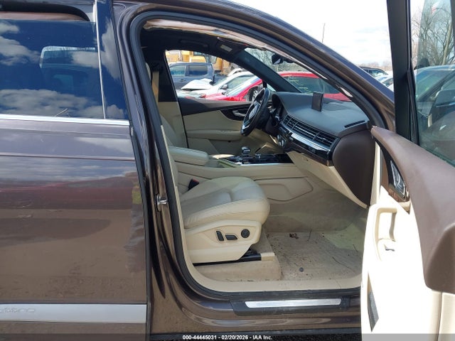 2018 AUDI Q7 WA1VAAF71JD007976 Photo 4
