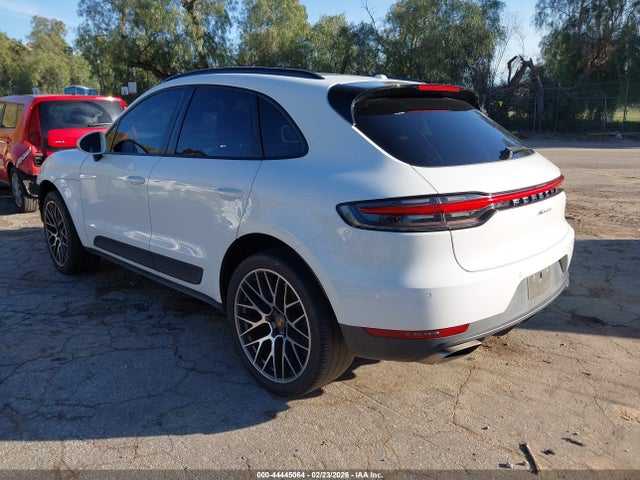2019 PORSCHE MACAN WP1AA2A55KLB00229 Photo 2