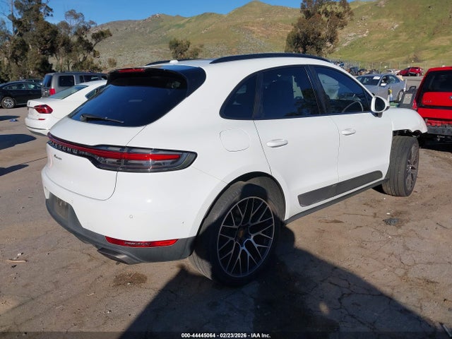 2019 PORSCHE MACAN WP1AA2A55KLB00229 Photo 3