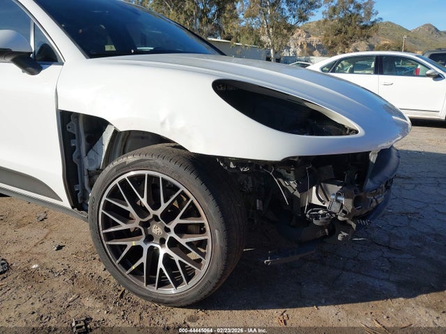 2019 PORSCHE MACAN WP1AA2A55KLB00229 Photo 5
